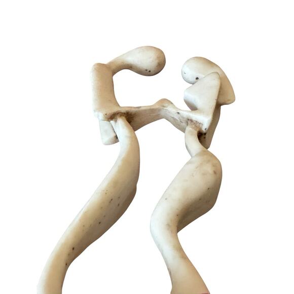 Belize Abstract Sculpture Couple Statue Modernist Souvenir Embrace Figure Decor - Picture 6 of 9